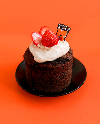 2022 01 Strawberry Black Fresh Cream Cake